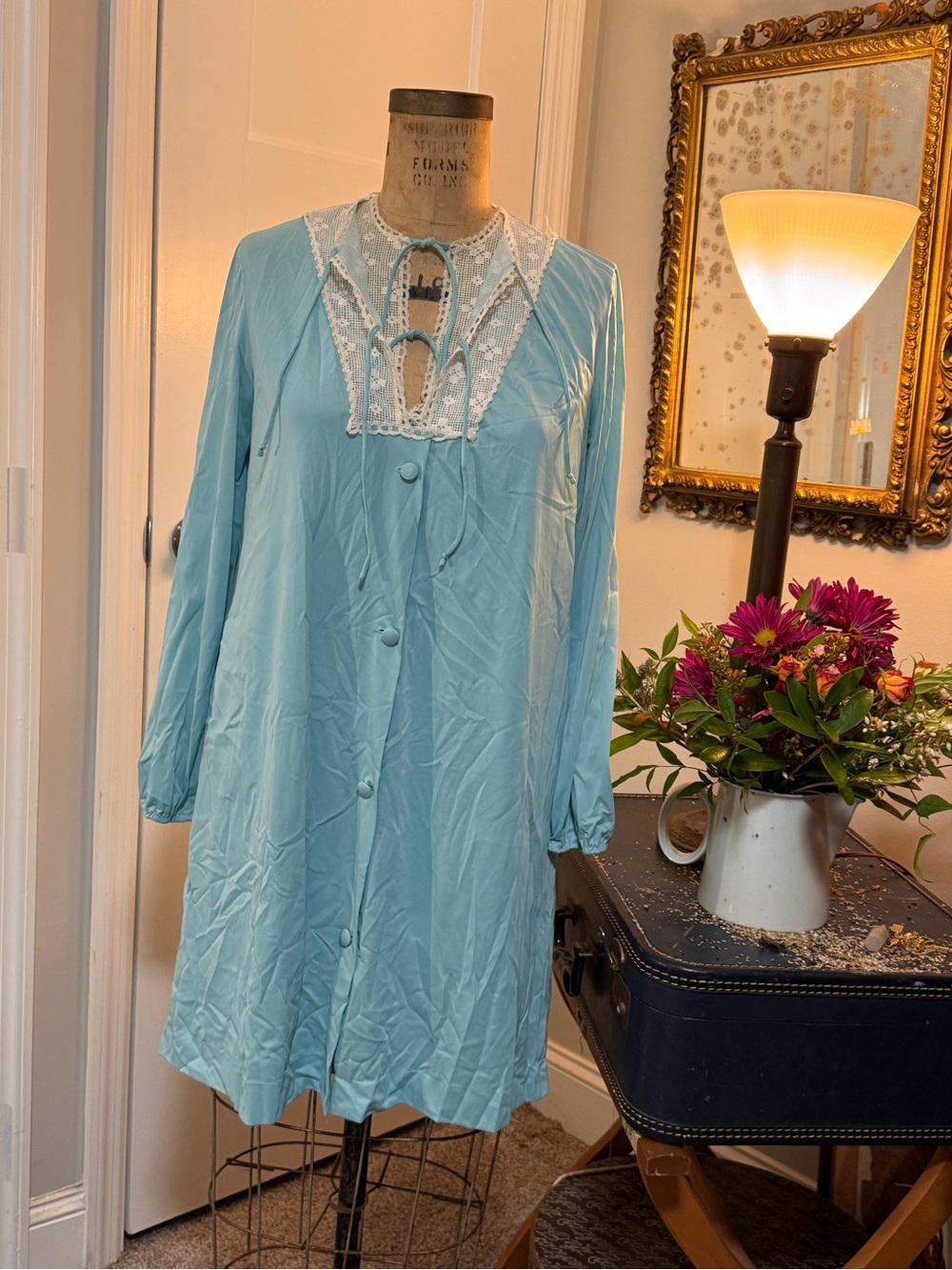 Vintage Vanity Fair Light Blue Lace-Trim Nightgown Set